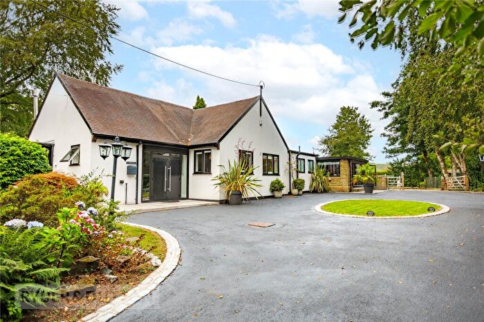 4 Bedroom Detached House For Sale In Thornlee, Thornley Lane, Grotton, Saddleworth, OL4