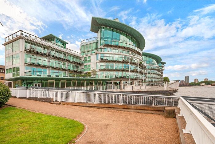 2 Bedroom Flat For Sale In Cinnabar Wharf East, Wapping High Street, E1W