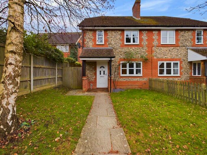 3 Bedroom Semi-Detached House To Rent In Church Lane, Chinnor, OX39