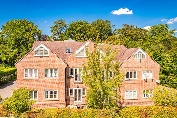 2 Bedroom Penthouse For Sale In The Penthouse, Goring On Thames, RG8