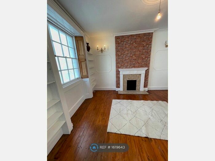 1 Bedroom Flat To Rent In Mornington Crescent, London, NW1