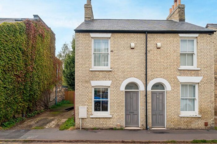 2 Bedroom Semi-Detached House For Sale In Sturton Street, Cambridge, CB1