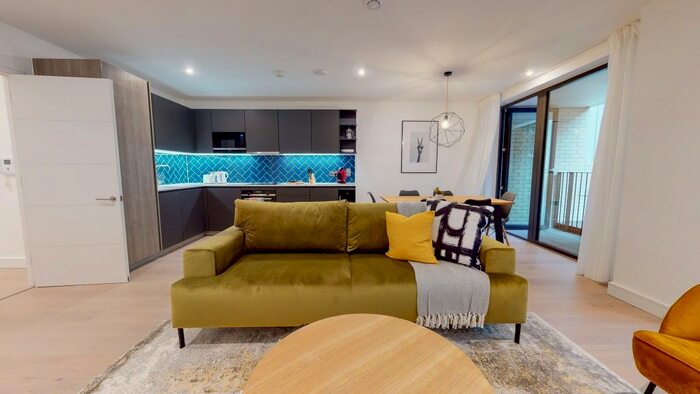 3 Bedroom Flat To Rent In Gorsuch Place, London, E2