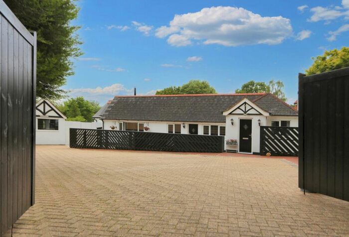 3 Bedroom Detached House For Sale In Turkey Island, Shedfield, SO32