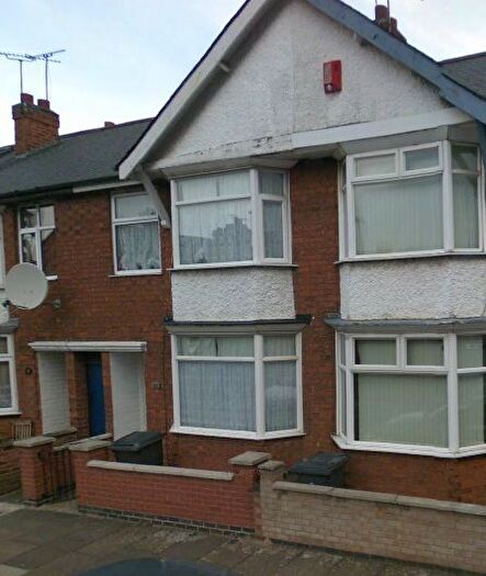 3 Bedroom Town House To Rent In Frisby Road, Leicester, LE5