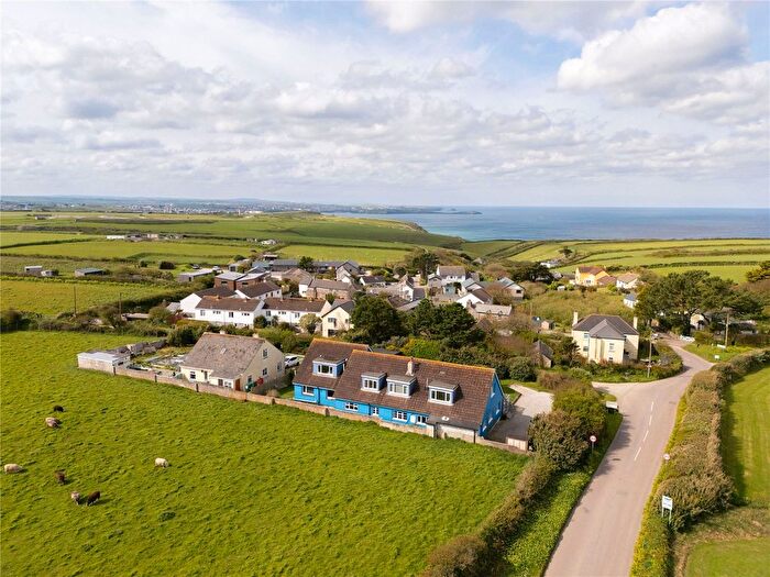 7 Bedroom Detached House For Sale In Tregurrian, Newquay, Cornwall, TR8