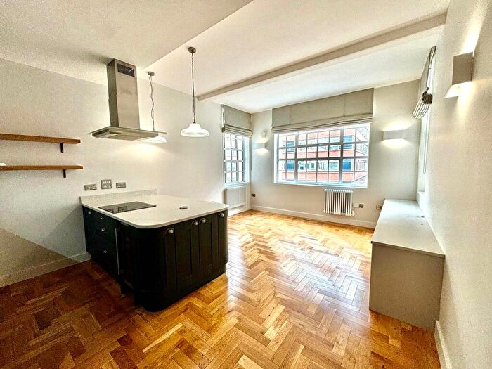 2 Bedroom Apartment For Sale In Great Charles Street Queensway, Birmingham, B3