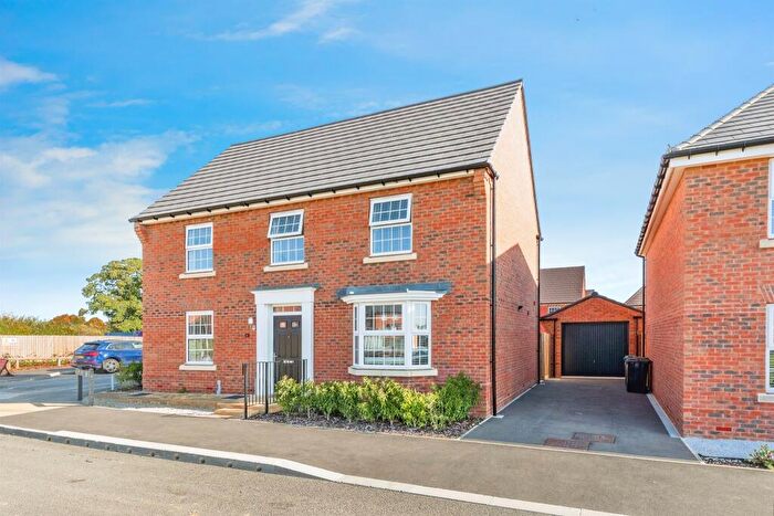 4 Bedroom Detached House For Sale In Scafell Road, Barton Seagrave, Kettering, NN15