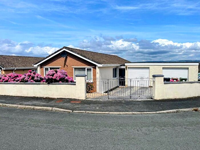 3 Bedroom Detached Bungalow For Sale In Sharrose Road, Plymouth, Devon, PL9
