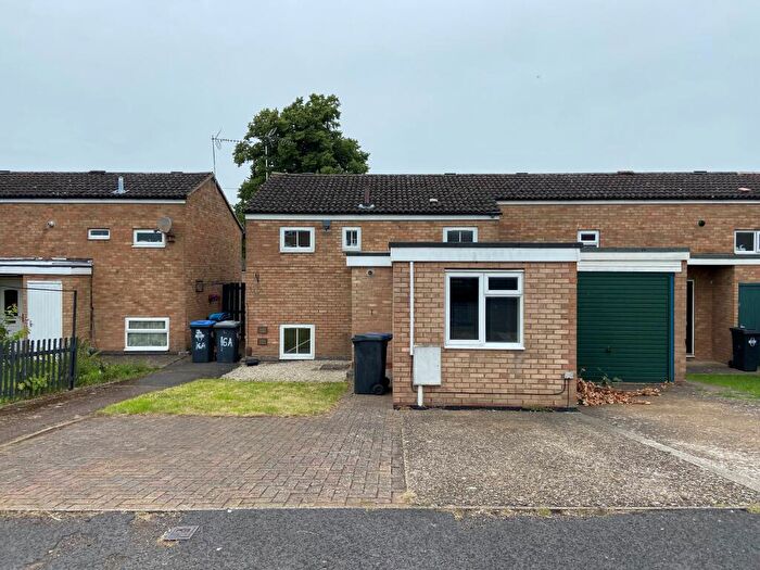 2 Bedroom Flat To Rent In Seathwaite, Brownsover, Rugby, CV21