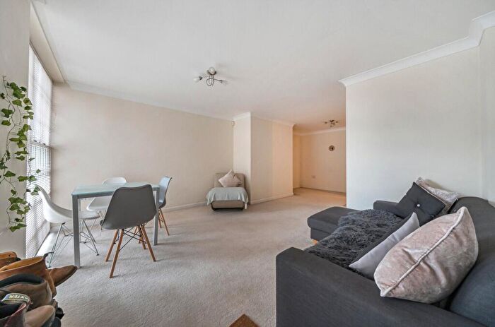 1 Bedroom Flat To Rent In Wooldridge Court, Margaret Road, OX3