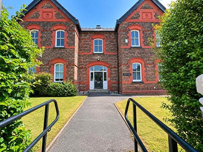 2 Bedroom Flat For Sale In New Hall, Liverpool, Merseyside, L10