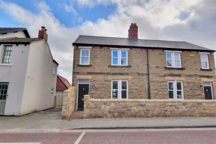 3 Bedroom Semi-Detached House To Rent In North Guards, Whitburn, Sunderland, SR6