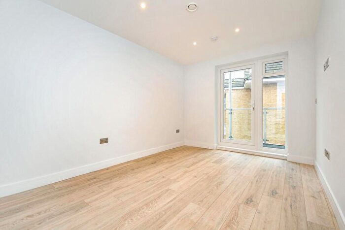 1 Bedroom Flat To Rent In High Street Beckenham, BR3