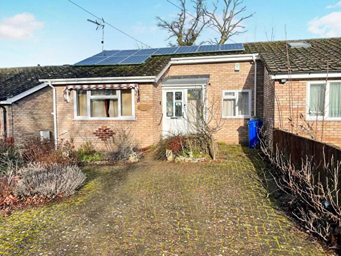 2 Bedroom Bungalow For Sale In Rowan Drive, Brandon, IP27