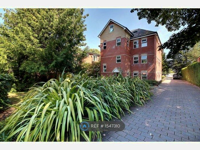 2 Bedroom Flat To Rent In Wellington Road, Bournemouth, BH8