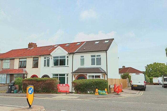 6 Bedroom Semi-Detached House To Rent In Filton Avenue, Filton, Bristol, BS34