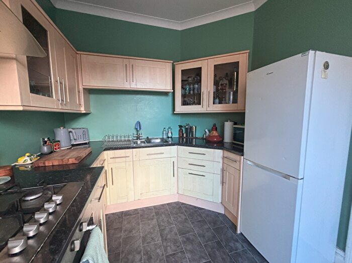 2 Bedroom Flat To Rent In Kelvin Grove, Newcastle Upon Tyne, NE2