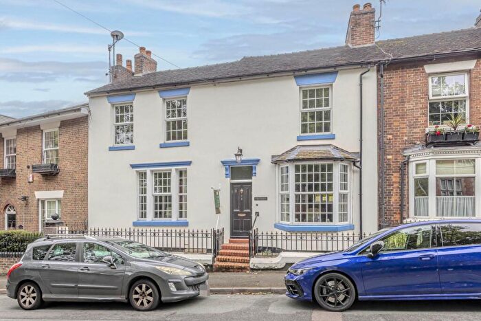 4 Bedroom Town House For Sale In Mount Pleasant, Newcastle Under Lyme, ST5