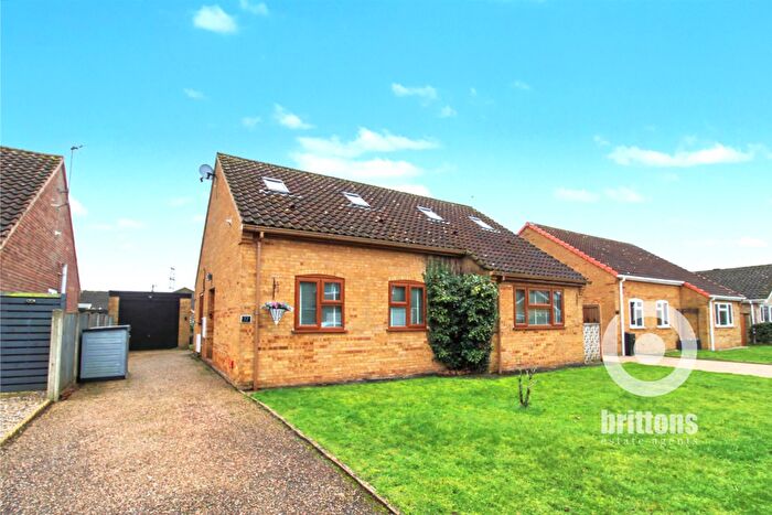 3 Bedroom Detached Bungalow For Sale In Poplar Road, King's Lynn, PE33