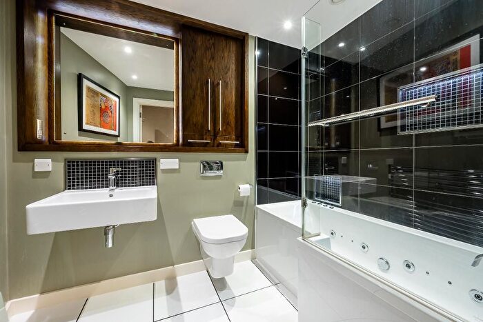 1 Bedroom Flat To Rent In Albert Embankment, London, SE1