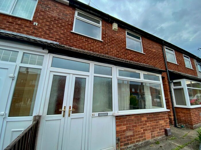 3 Bedroom Terraced House To Rent In Sherwood Avenue, Manchester, M43