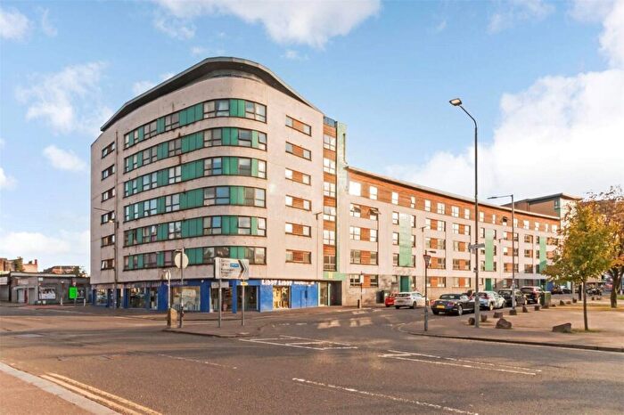 2 Bedroom Apartment To Rent In Charlotte Street, City Centre, G1