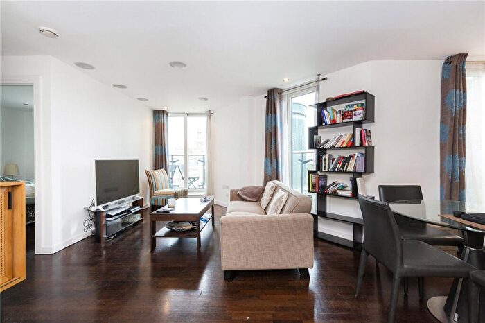 1 Bedroom Apartment To Rent In Islington On The Green, A Islington Green, Islington, London, N1