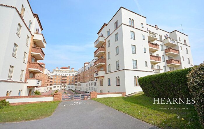 1 Bedroom Flat For Sale In San Remo Towers, Dorset, Sea Road, Boscombe Spa, Bournemouth, BH5