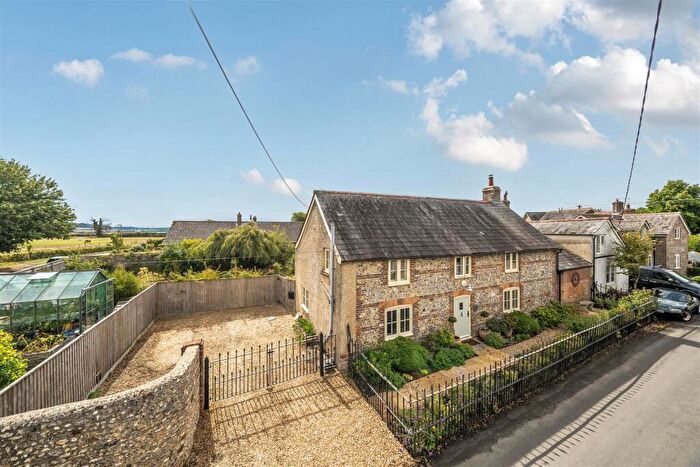 3 Bedroom Detached House For Sale In East Street, Winterborne Kingston, Blandford Forum, DT11