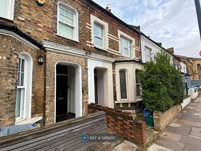 1 Bedroom Flat To Rent In Kilburn Lane, London, W10
