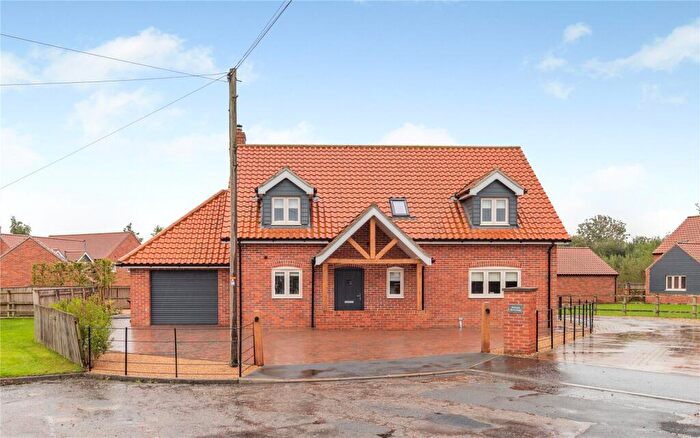 4 Bedroom Detached House For Sale In Larch Grove, North Elmham, Dereham, Norfolk, NR20