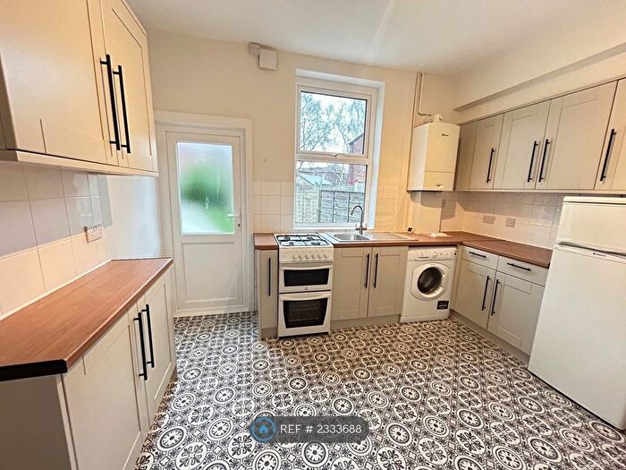 2 Bedroom Terraced House To Rent In Mahood St, Edgeley, SK3