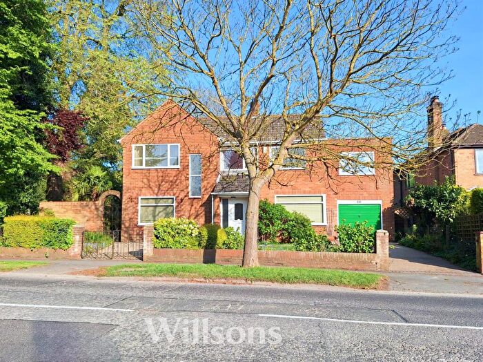 4 Bedroom Detached House For Sale In East Street, Alford, LN13