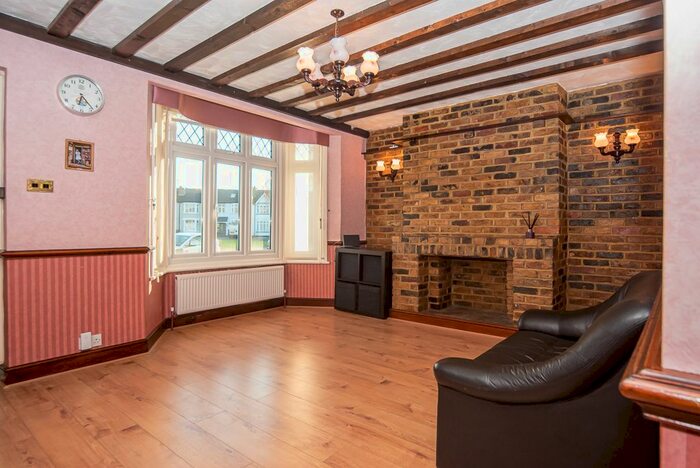 4 Bedroom Terraced House To Rent In Marmion Close, London E4