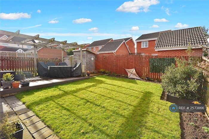 3 Bedroom Detached House To Rent In Tanglewood, Leeds, LS11