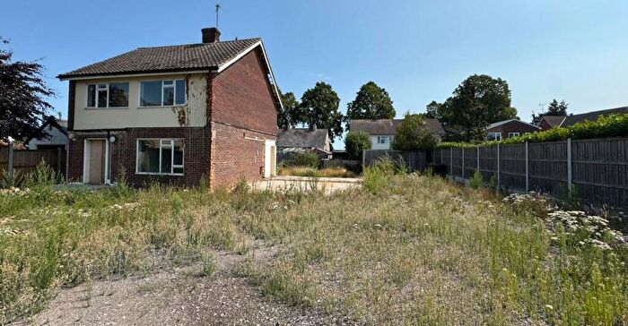 8 Bedroom Detached House For Sale In Tower Road, Writtle, Chelmsford, Essex, CM1