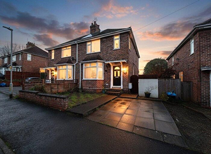 3 Bedroom Semi Detached House For Sale In Kimberley Road, Fishponds, Bristol, Somerset, BS16