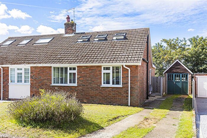 3 Bedroom Semi Detached House For Sale In Wentworth Road, Hertford, SG13
