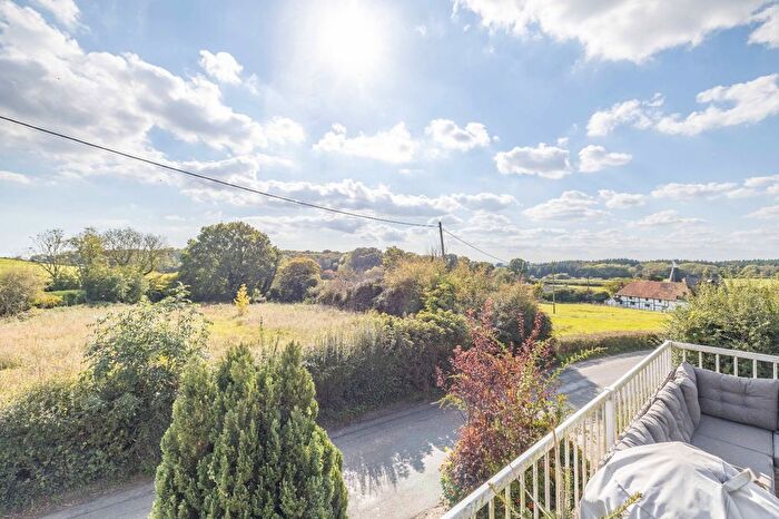 3 Bedroom Detached House For Sale In Frith Road, Aldington, Ashford, Kent, TN25