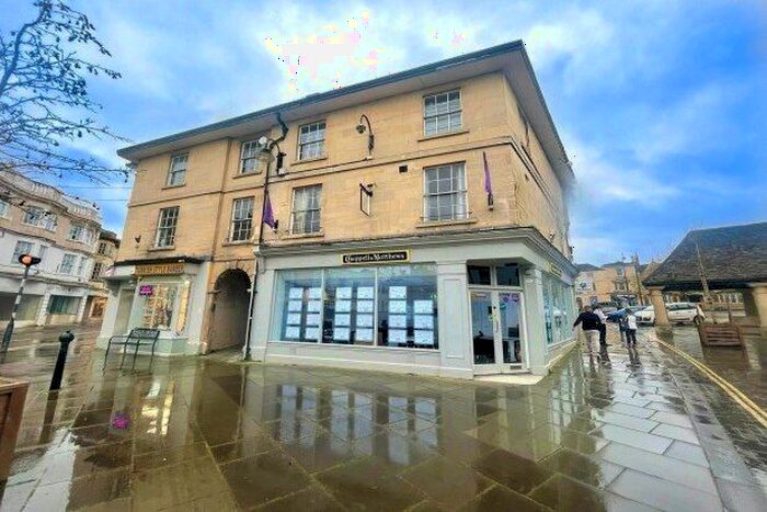 1 Bedroom Studio To Rent In Market Place, Chippenham, SN15