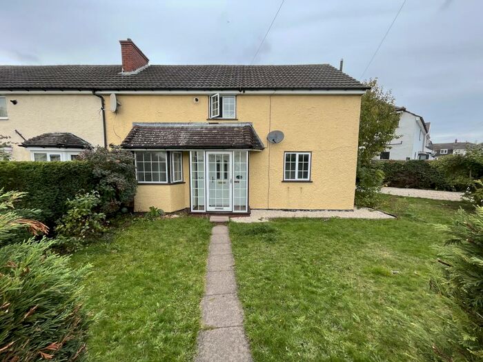 3 Bedroom House To Rent In Grange Avenue, Sutton Coldfield, B75