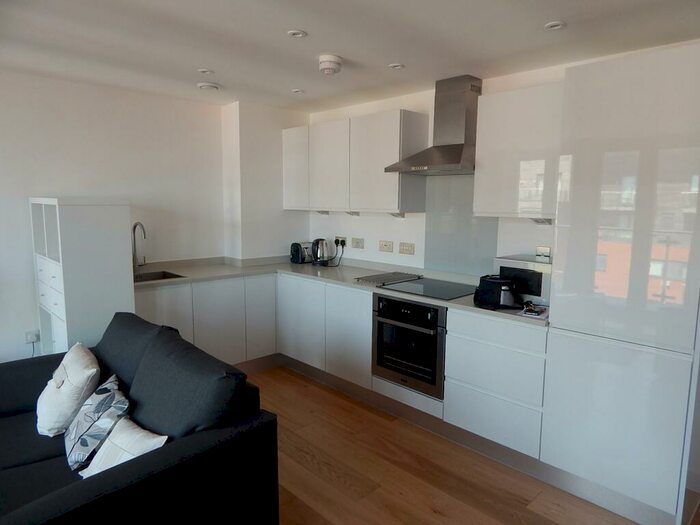 2 Bedroom Apartment To Rent In The Blake Building, Ocean Village, Southampton, SO14