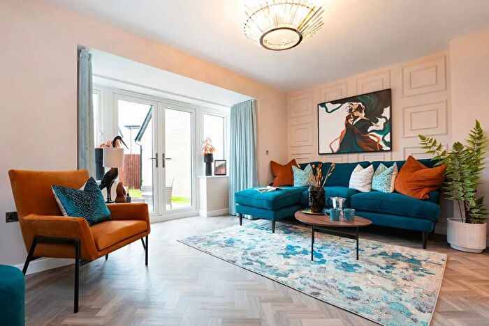 3 Bedroom Semi Detached House For Sale In The Spinner, Hempstead, Gloucester, GL2