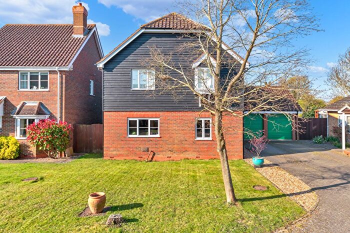 4 Bedroom Detached House For Sale In Thompsons Meadow, Guilden Morden, SG8