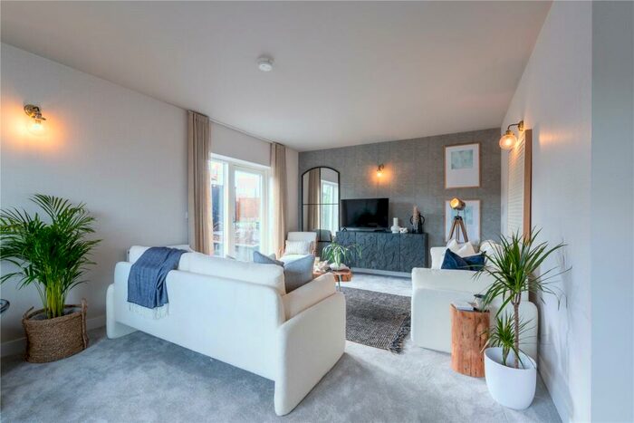 3 Bedroom Semi-Detached House To Rent In Griffin Drive, Ellesmere Port, Cheshire, CH65