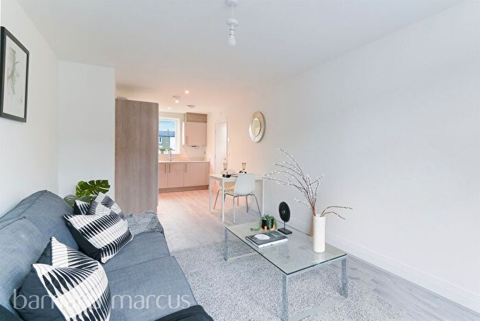 1 Bedroom Flat For Sale In Hartfield Road, London, SW19