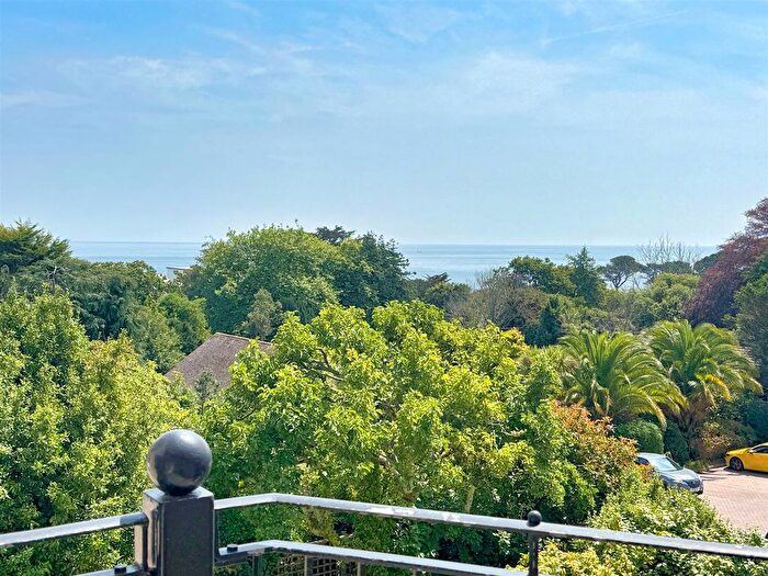 2 Bedroom Flat For Sale In Sea View Road, Falmouth, TR11