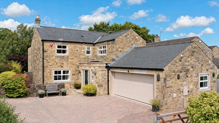 5 Bedroom Detached House For Sale In Hellifield Road, Gargrave, Skipton, North Yorkshire, BD23