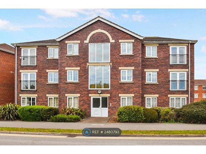 2 Bedroom Flat To Rent In Parliament Close, Skegness, PE25